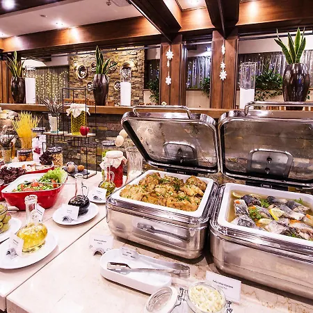 Premier Lybid Hotel 3*