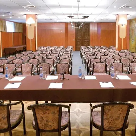 Premier Lybid Hotel 3*