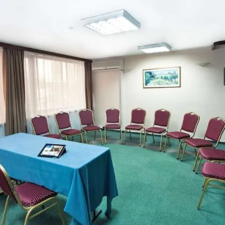 Hotel Premier Lybid 3*