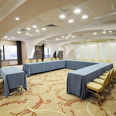 Hotel Premier Lybid 3*